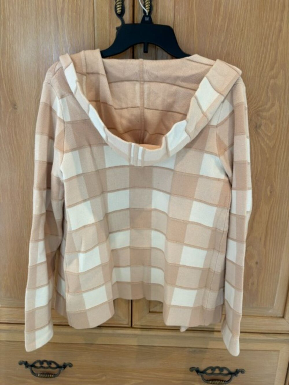 Sweater - Picture 2 of 4